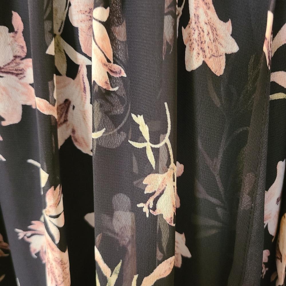 Forever 21 Floral Maxi Wrap Dress - Picture 3 of 4